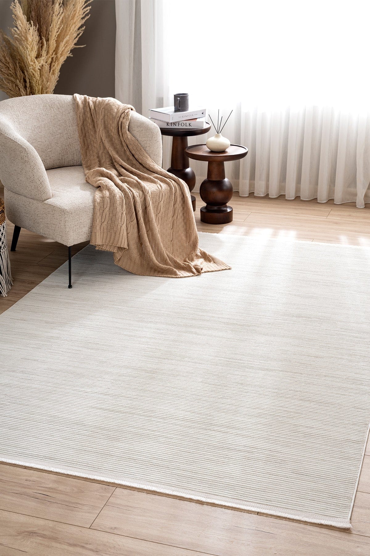 Lumina Krem Tozumaz Halı 51376A