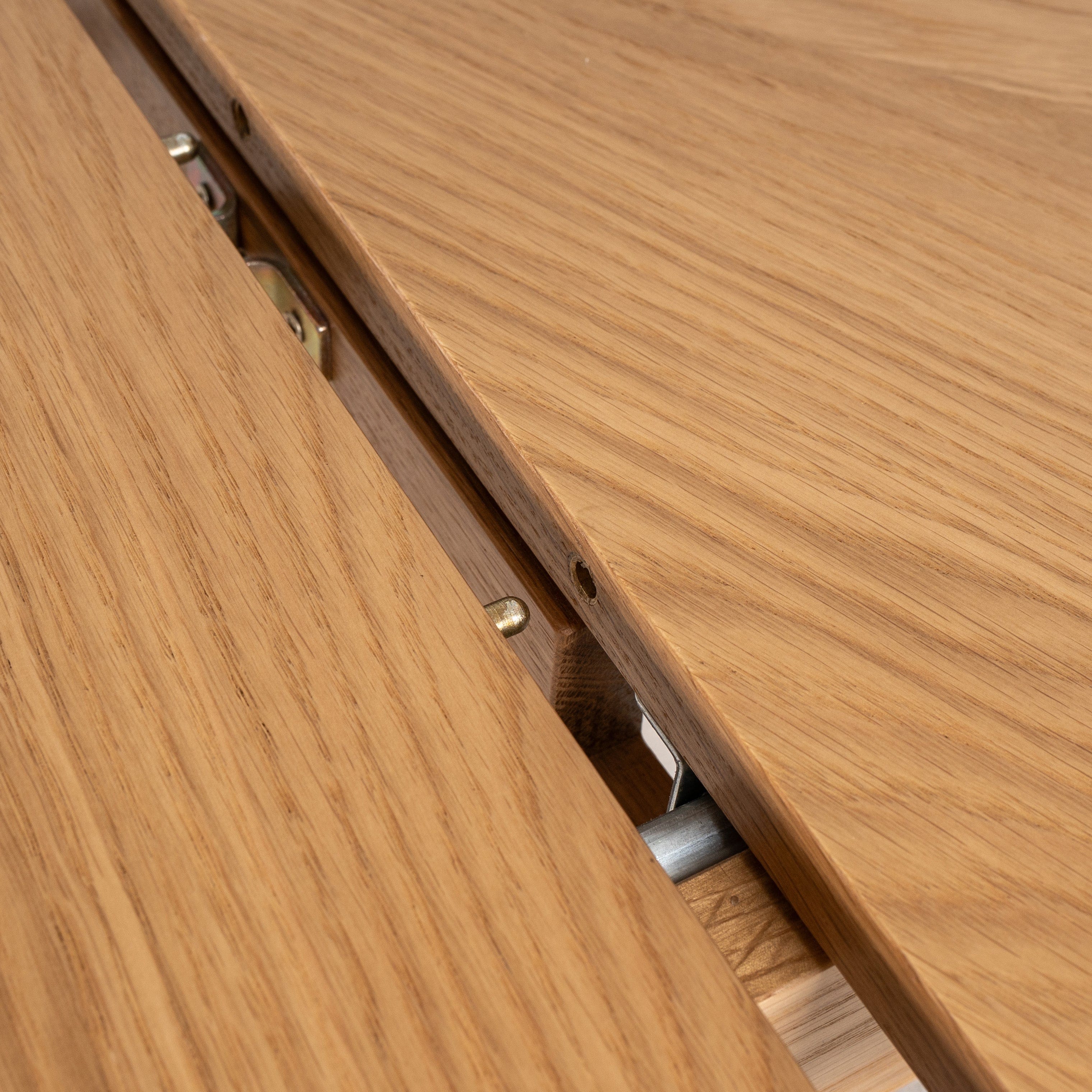 Norge Extendable Dining Table