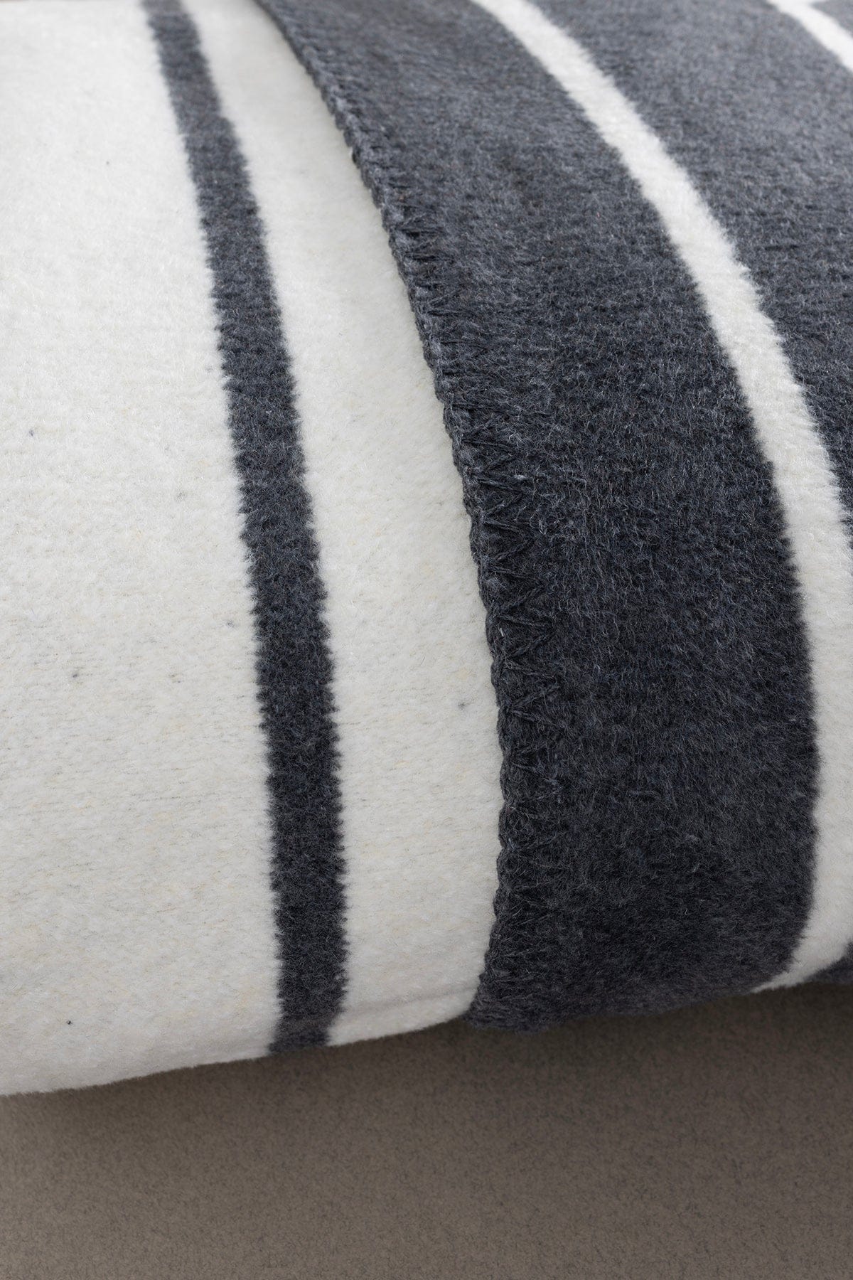 Twin Blanket Soft Cotton Double Blanket Anthracite Cream 200 x 220 5030A