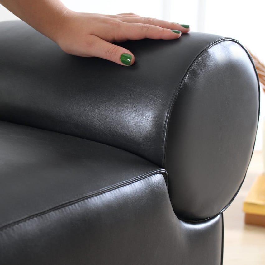 Round Back Mini Pouf