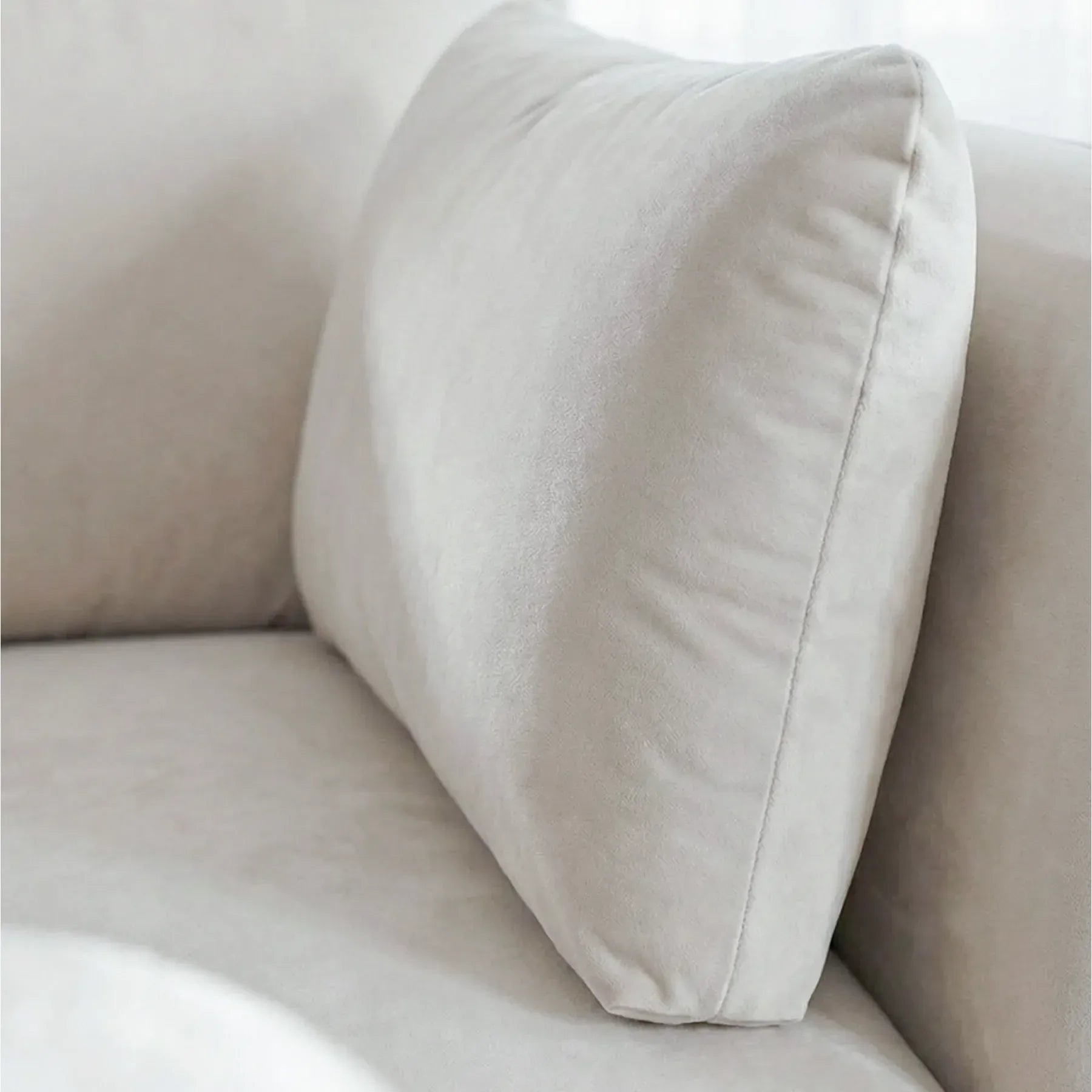 #renk_pure white