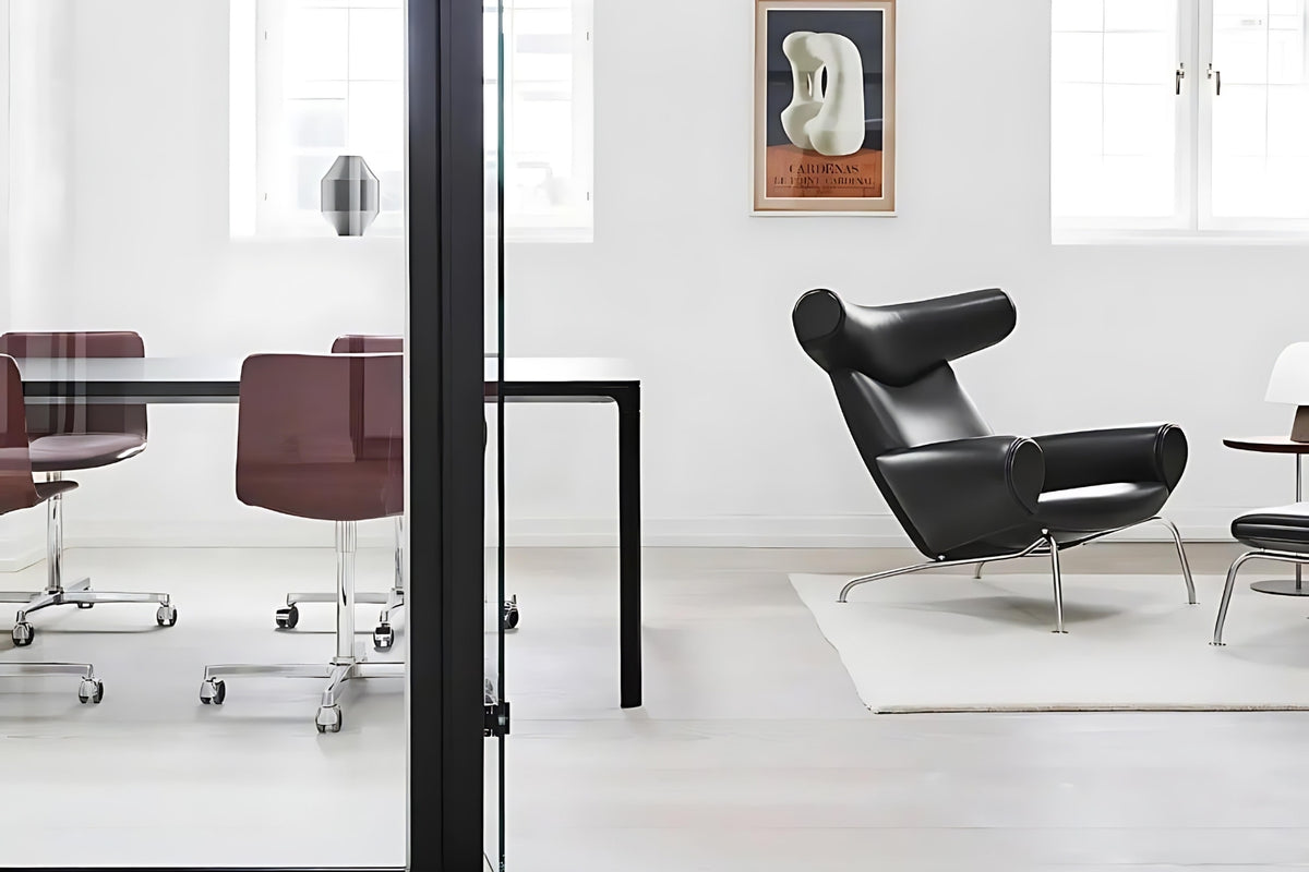 No2 Hans J. Wegner'den Wegner OX Lounge