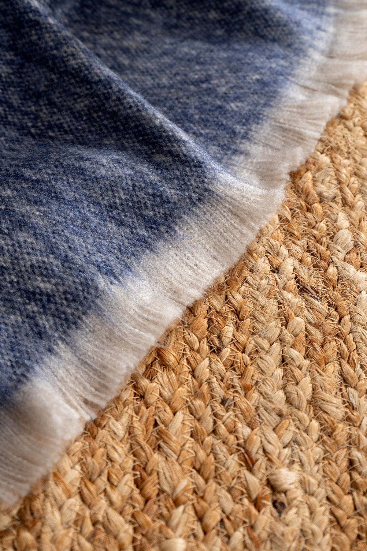 Scala Indigo Feathered Throw TV Blanket 130X170 5070A