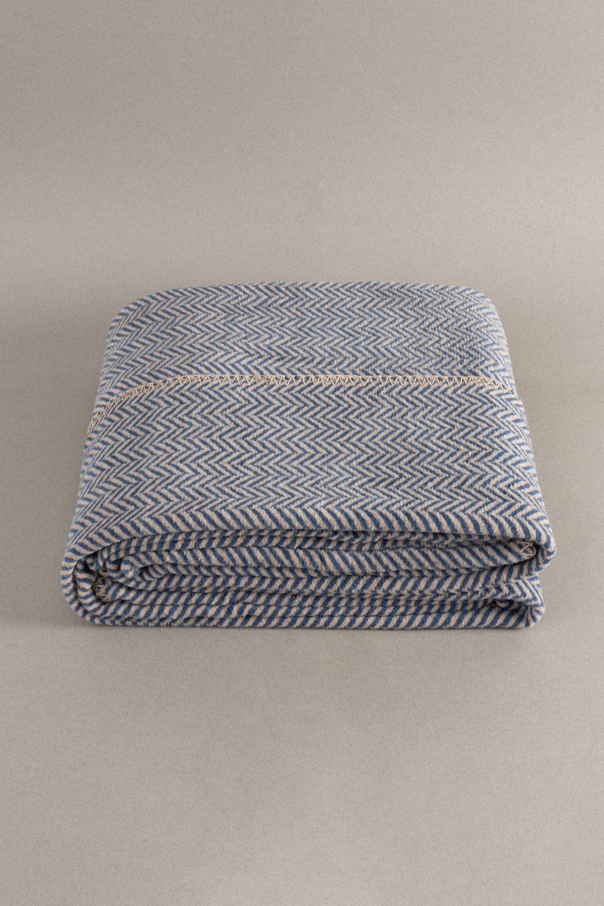 Twin Blanket Soft Cotton Single Blanket Coffee Blue 150 x 200 5017A